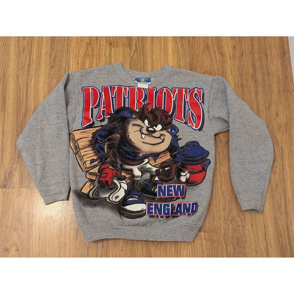 Vintage New England Patriots NFL Taz Sweatshirt By Team Glasgow Gray Size 12